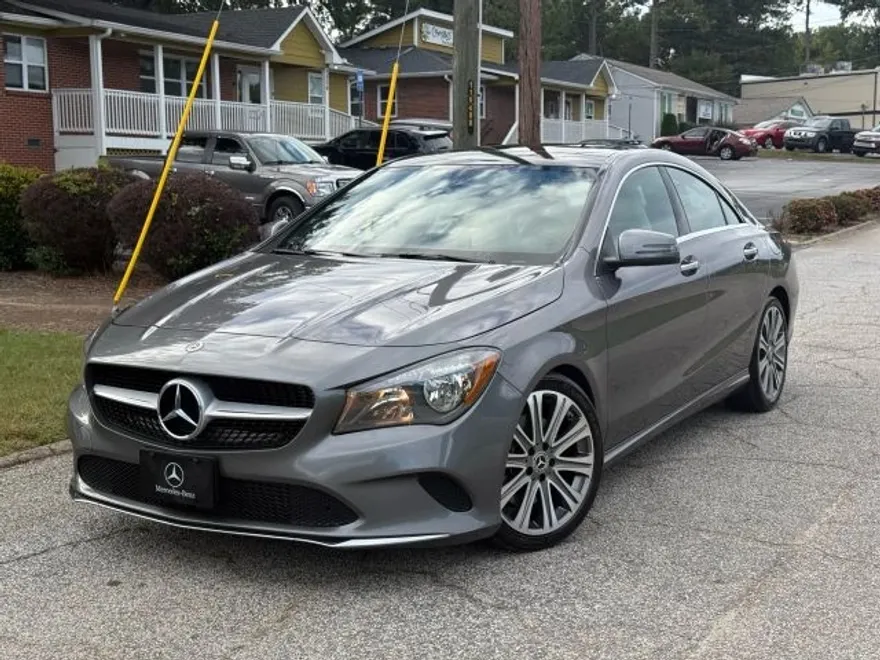 2018 Mercedes Benz CLA 250 4MATIC photo 1