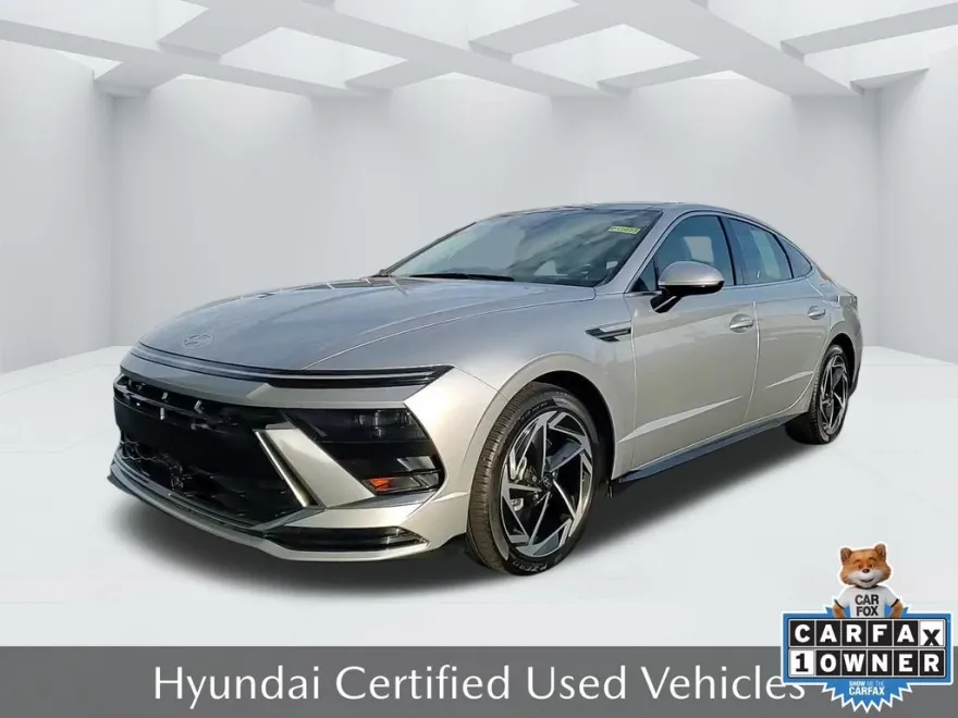 2025 Hyundai Sonata SEL photo 1