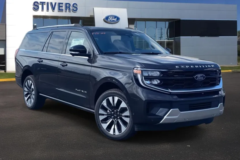 2025 Ford Expedition MAX Platinum photo 1