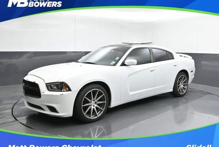 2014 Dodge Charger SXT photo 1