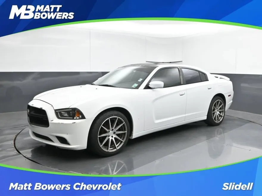 2014 Dodge Charger SXT photo 1