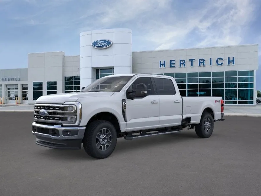 2026 Ford F-250 Lariat photo 1