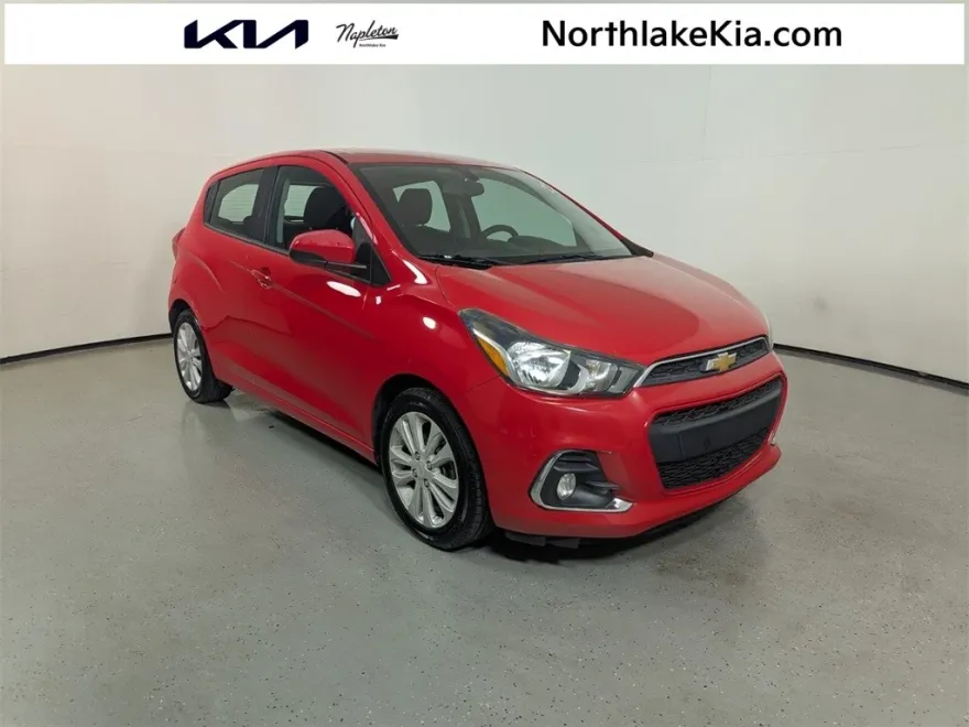 2017 Chevrolet Spark 1LT LT photo 1