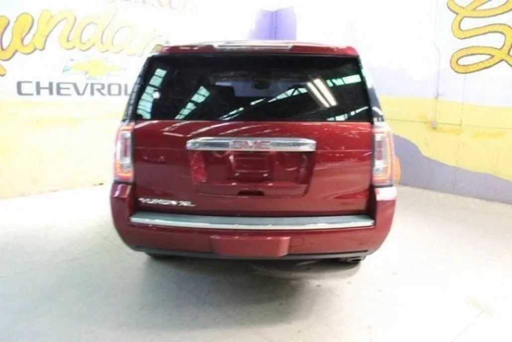 2018 Gmc Yukon XL Denali photo 1