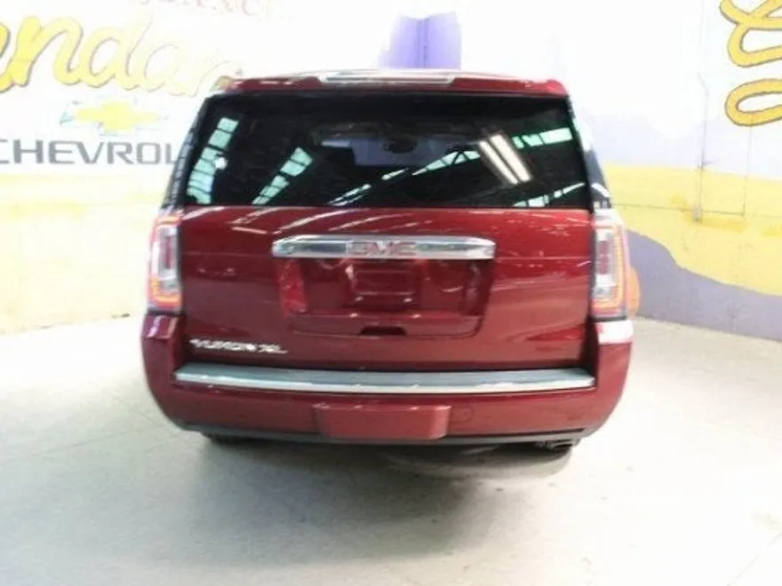 2018 Gmc Yukon XL Denali photo 1