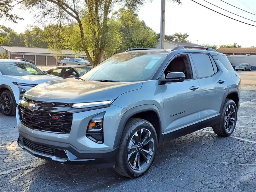 2026 Chevrolet Equinox RS photo 1