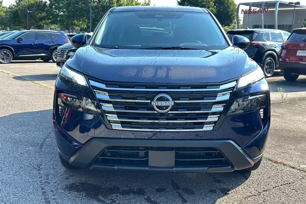 2026 Nissan Rogue SV photo 1
