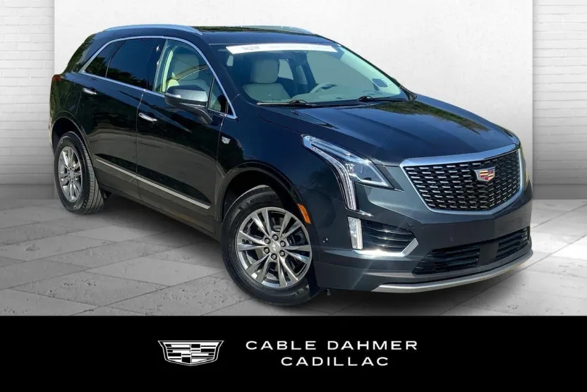2022 Cadillac XT5 Premium Luxury photo 1