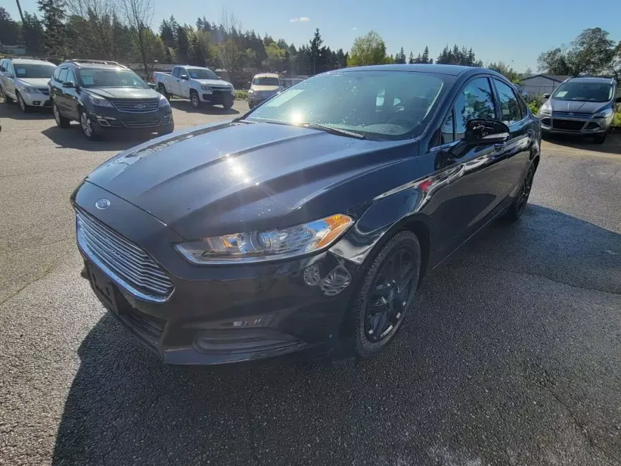 2014 Ford Fusion SE photo 1