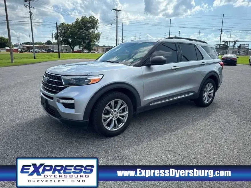 2020 Ford Explorer XLT photo 1