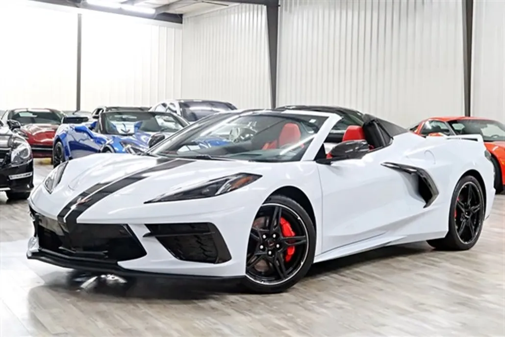 2020 Chevrolet Corvette Stingray 3LT photo 1