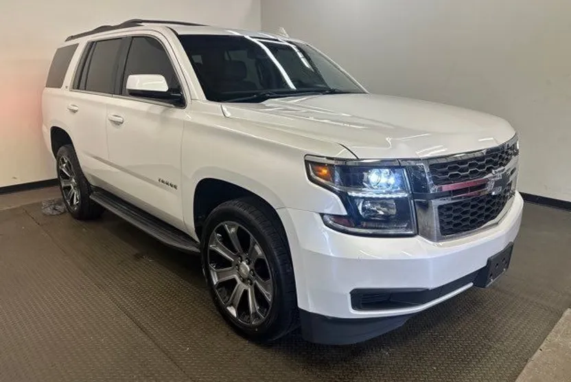2018 Chevrolet Tahoe LT photo 1