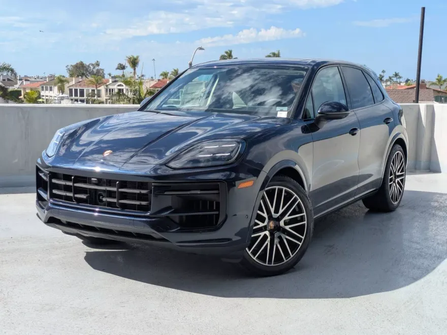 2026 Porsche Cayenne photo 1