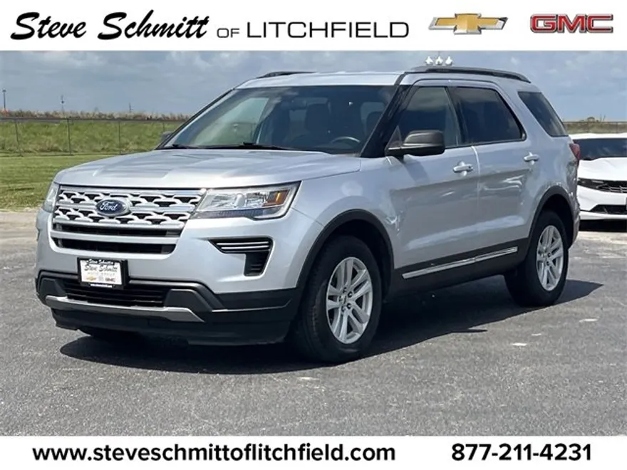 2019 Ford Explorer XLT photo 1