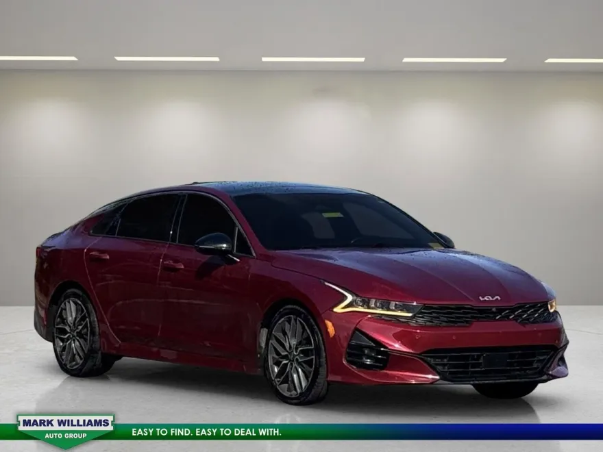 2022 Kia K5 GT photo 1