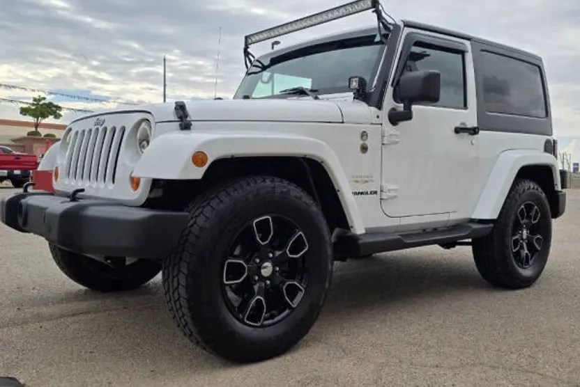 2013 Jeep Wrangler Sahara photo 1