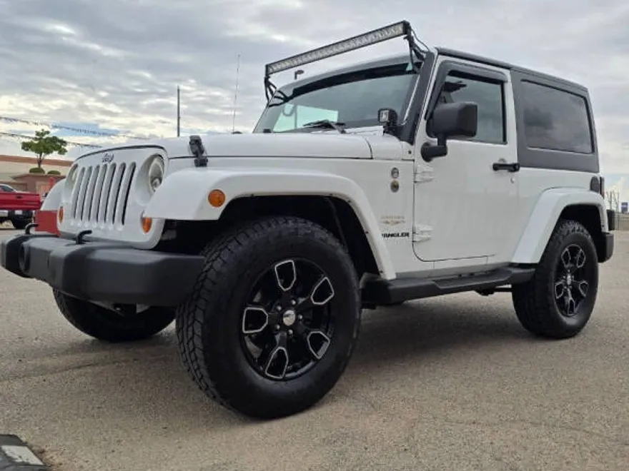 2013 Jeep Wrangler Sahara photo 1