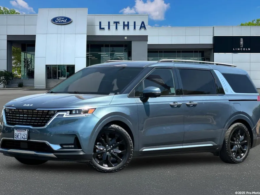 2022 Kia Carnival SX Prestige photo 1