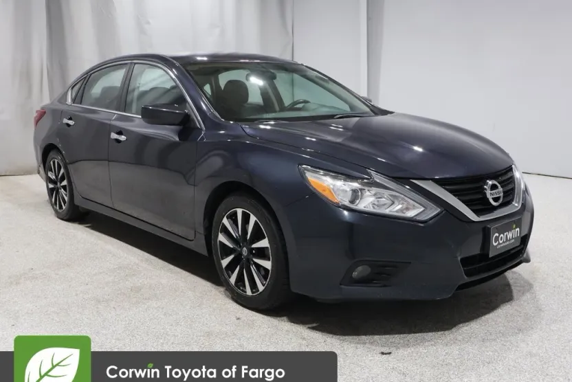 2018 Nissan Altima 2.5 SV photo 1