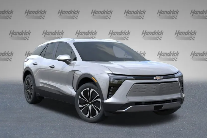 2025 Chevrolet Blazer EV photo 1