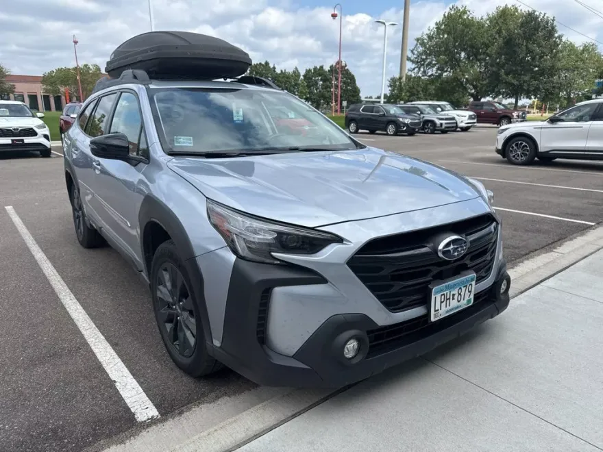 2024 Subaru Outback Onyx Edition XT photo 1