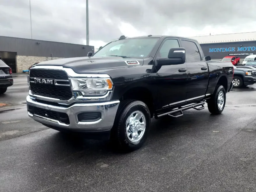 2024 Ram 2500 Tradesman photo 1