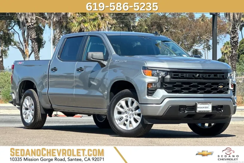 2025 Chevrolet Silverado 1500 Custom photo 1