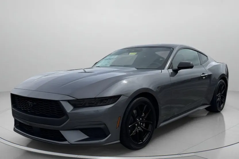2025 Ford Mustang EcoBoost photo 1