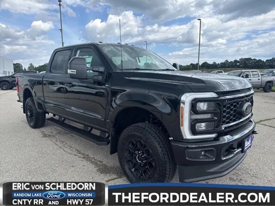 2026 Ford F-250 XLT photo 1