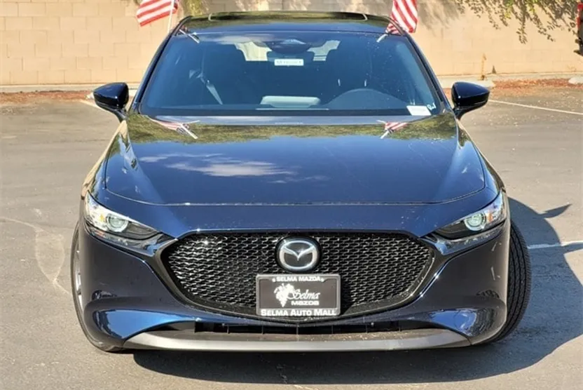 2024 Mazda Mazda3 Hatchback 2.5 s Preferred photo 1