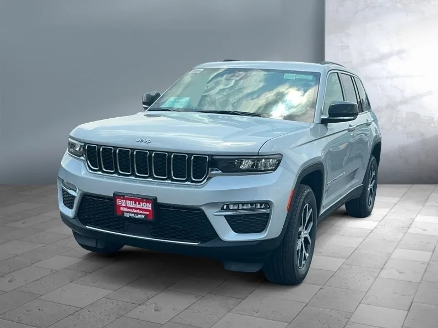 2025 Jeep Grand Cherokee Limited photo 1