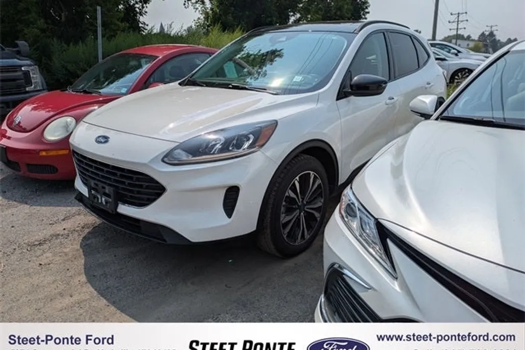 2022 Ford Escape SE photo 1