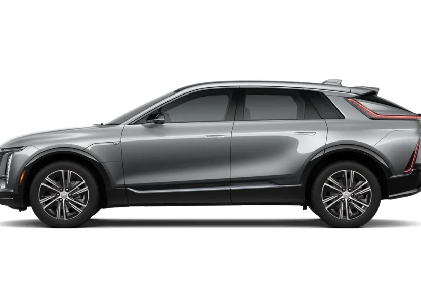 2025 Cadillac Lyriq Luxury photo 1