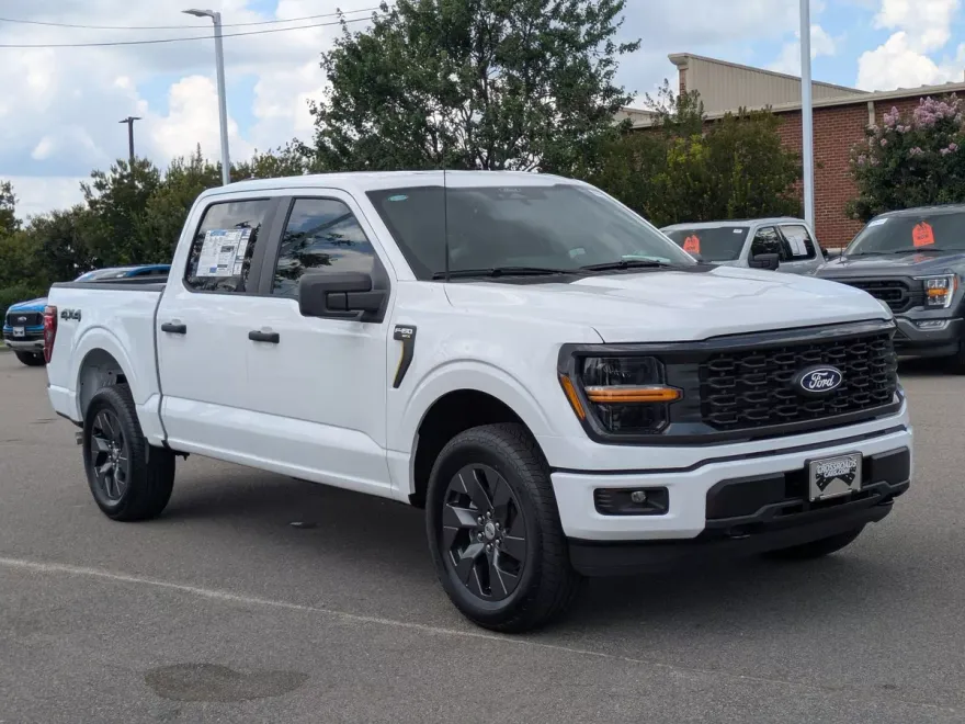 2025 Ford F-150 STX photo 1