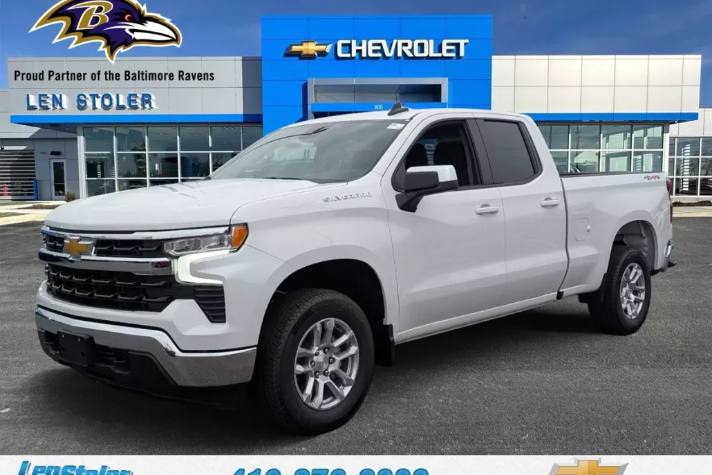 2025 Chevrolet Silverado 1500 LT photo 1