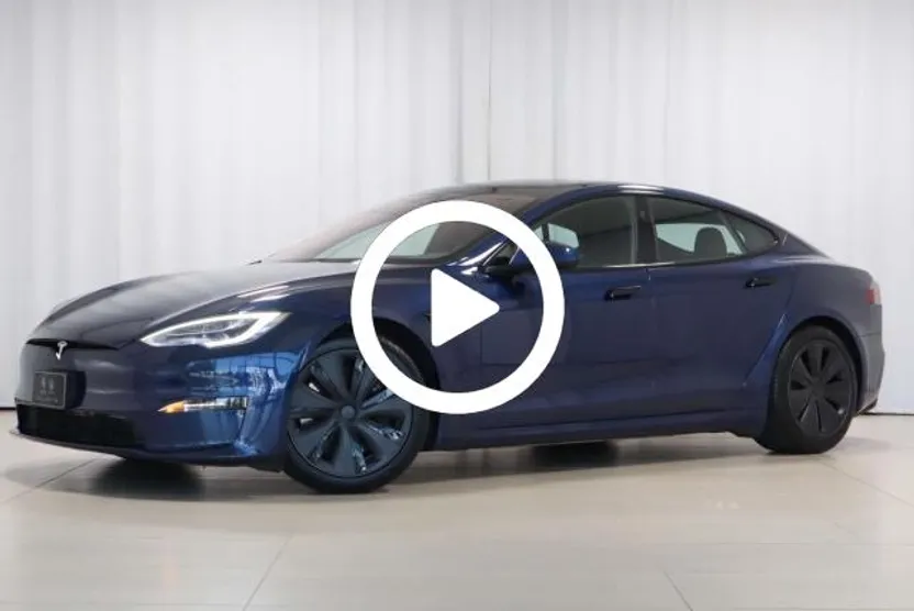 2021 Tesla Model S Plaid photo 1