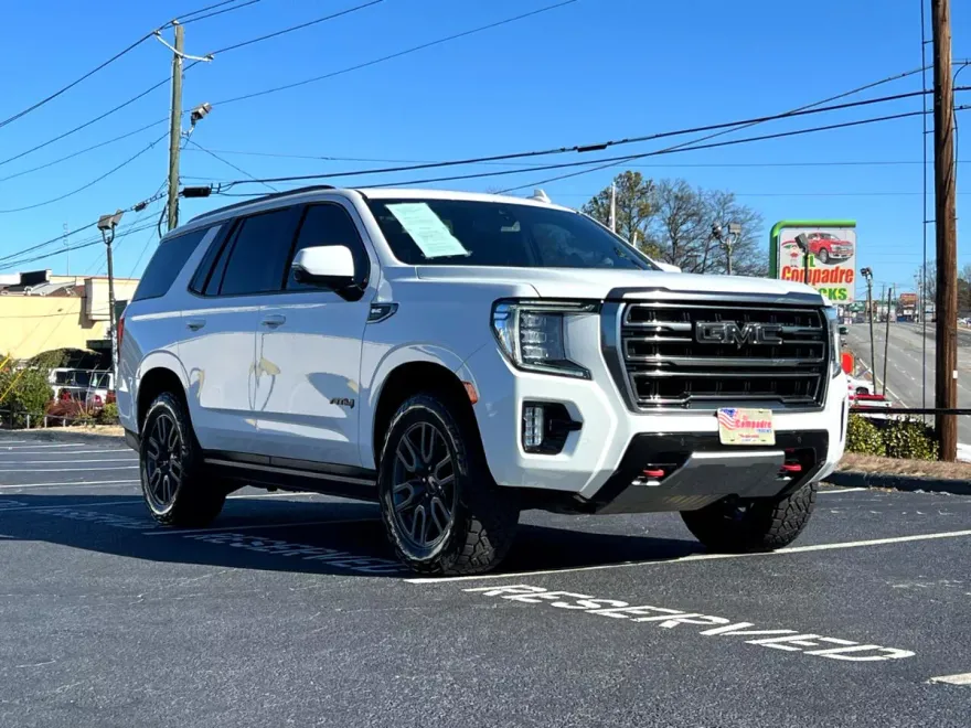 2021 Gmc Yukon AT4 photo 1