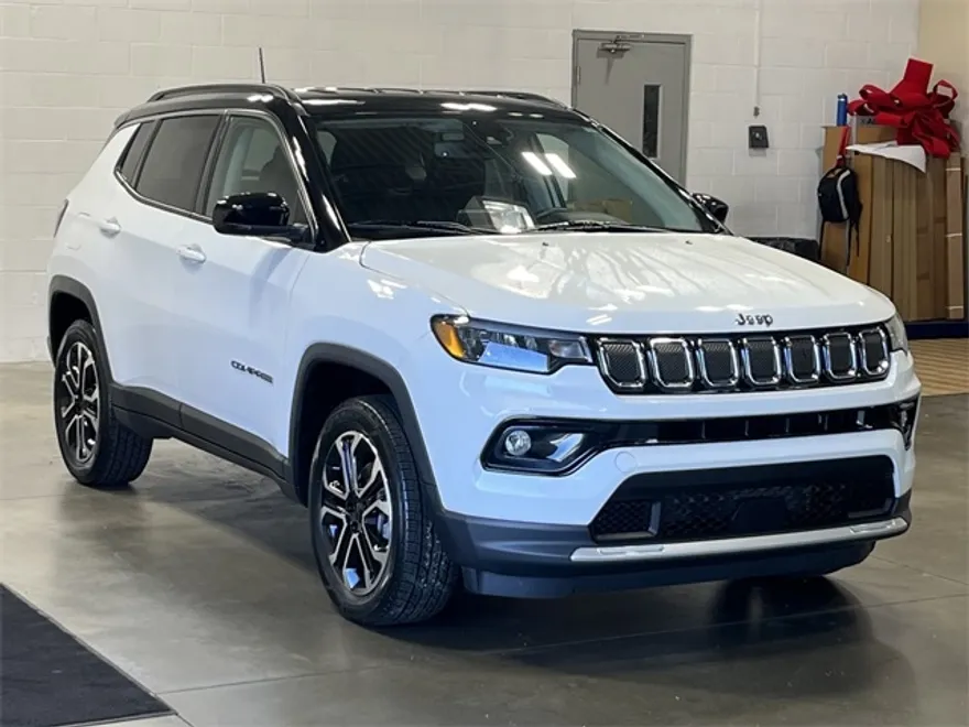 2022 Jeep Compass Limited photo 1