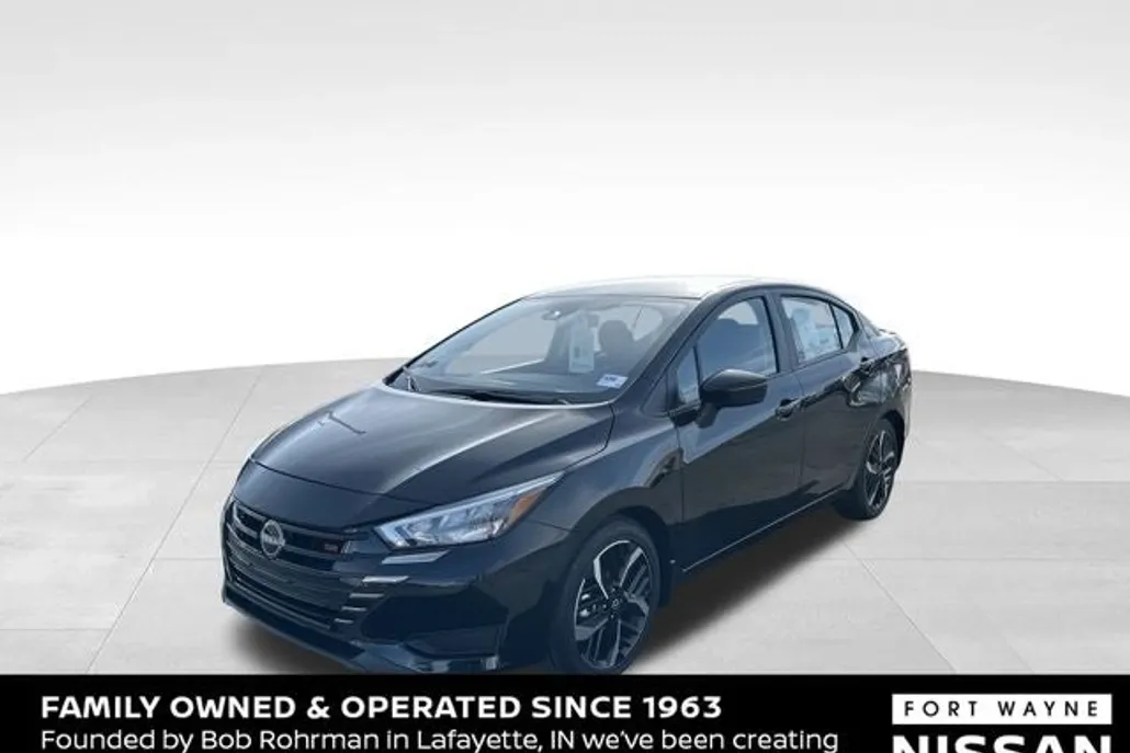 2025 Nissan Versa 1.6 SR photo 1
