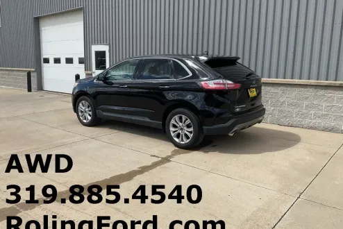 2024 Ford Edge Titanium photo 3