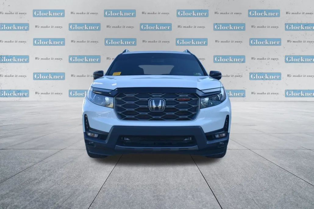 2023 Honda Passport TrailSport photo 1