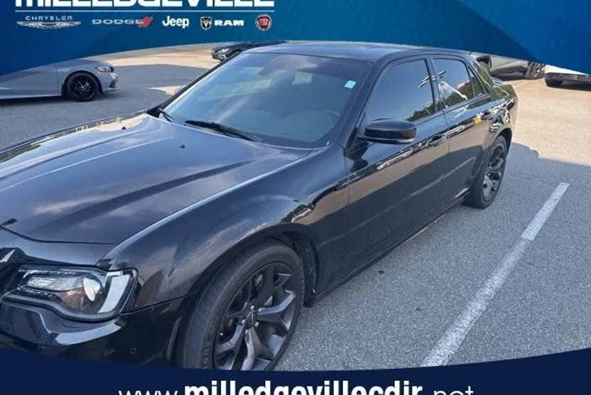 2022 Chrysler 300 S photo 1