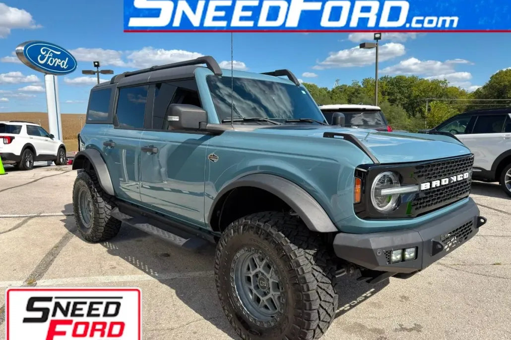 2023 Ford Bronco Wildtrak photo 1