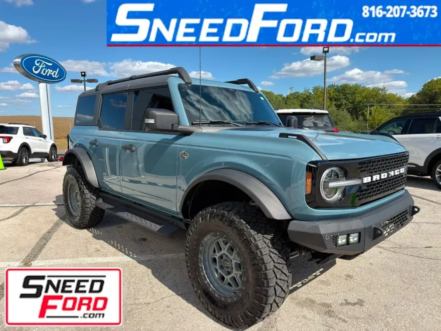 2023 Ford Bronco Wildtrak photo 1