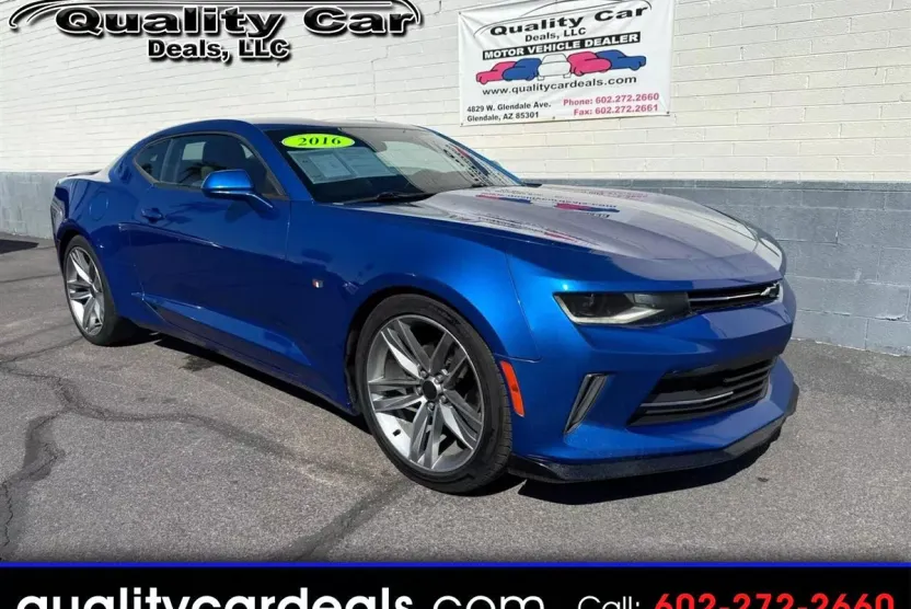 2016 Chevrolet Camaro 1LT Coupe photo 1