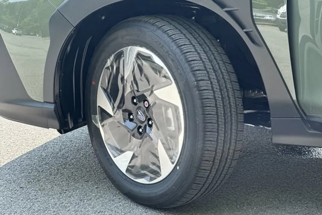 2025 Subaru Crosstrek Limited photo 1