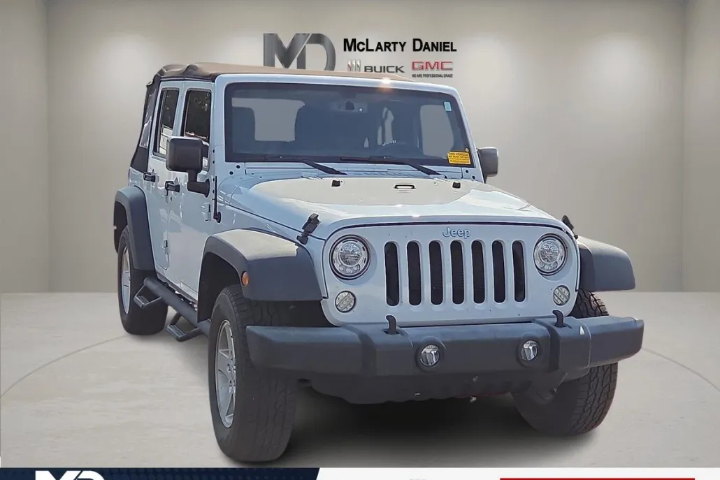 2017 Jeep Wrangler Unlimited Sport photo 1