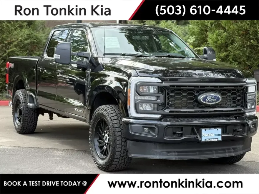 2023 Ford F-250 Lariat photo 1
