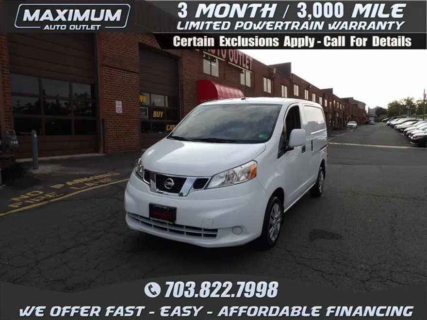 2019 Nissan NV200 SV photo 1