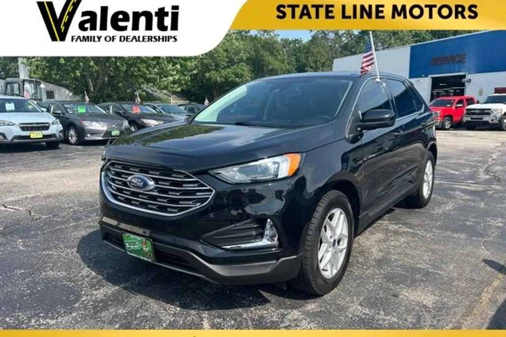 2022 Ford Edge SEL photo 1